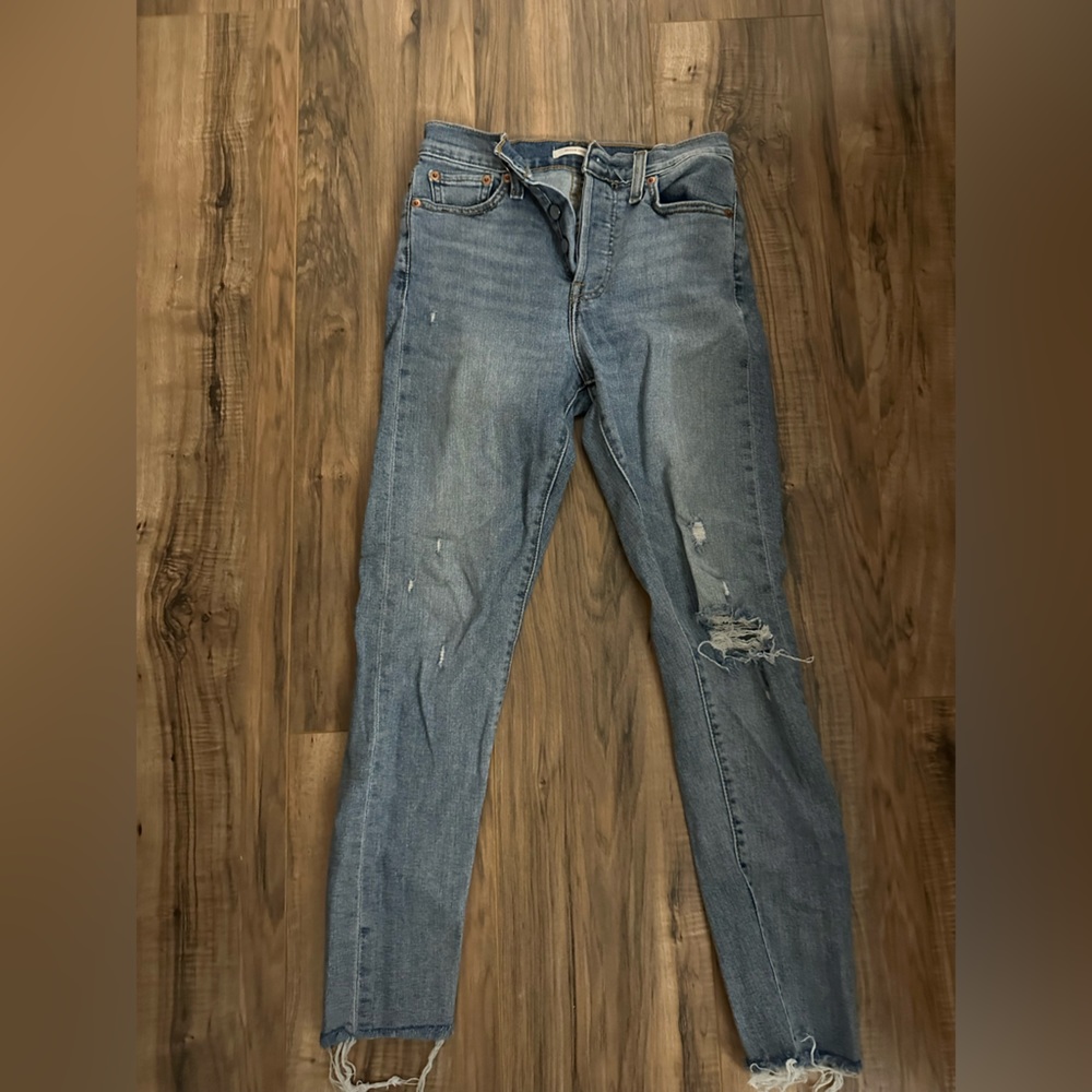 Levi’s wedgie skinny jeans, size 26